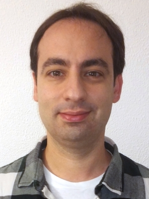 Dr.  Dotan Ilssar